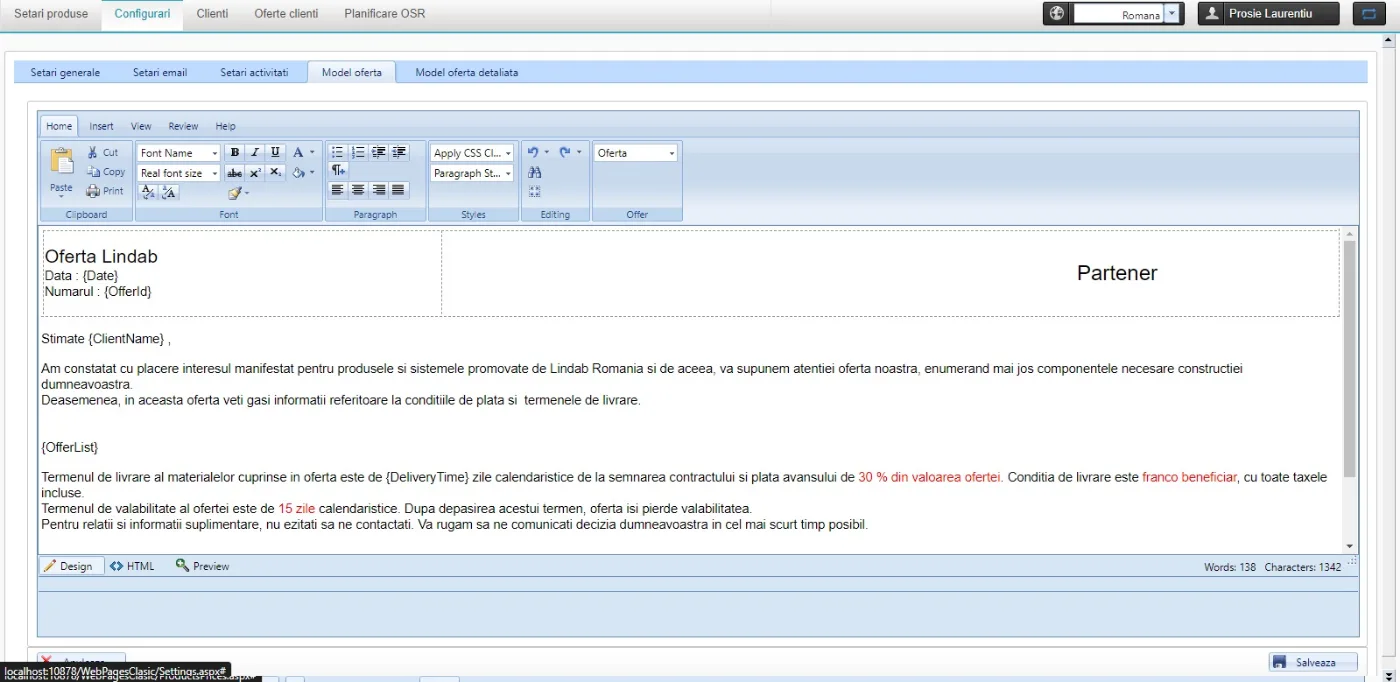 The quotation template editor, showing a rich-text document with placeholder fields for date, offer number, client name and the offer list, alongside the standard payment and delivery terms.